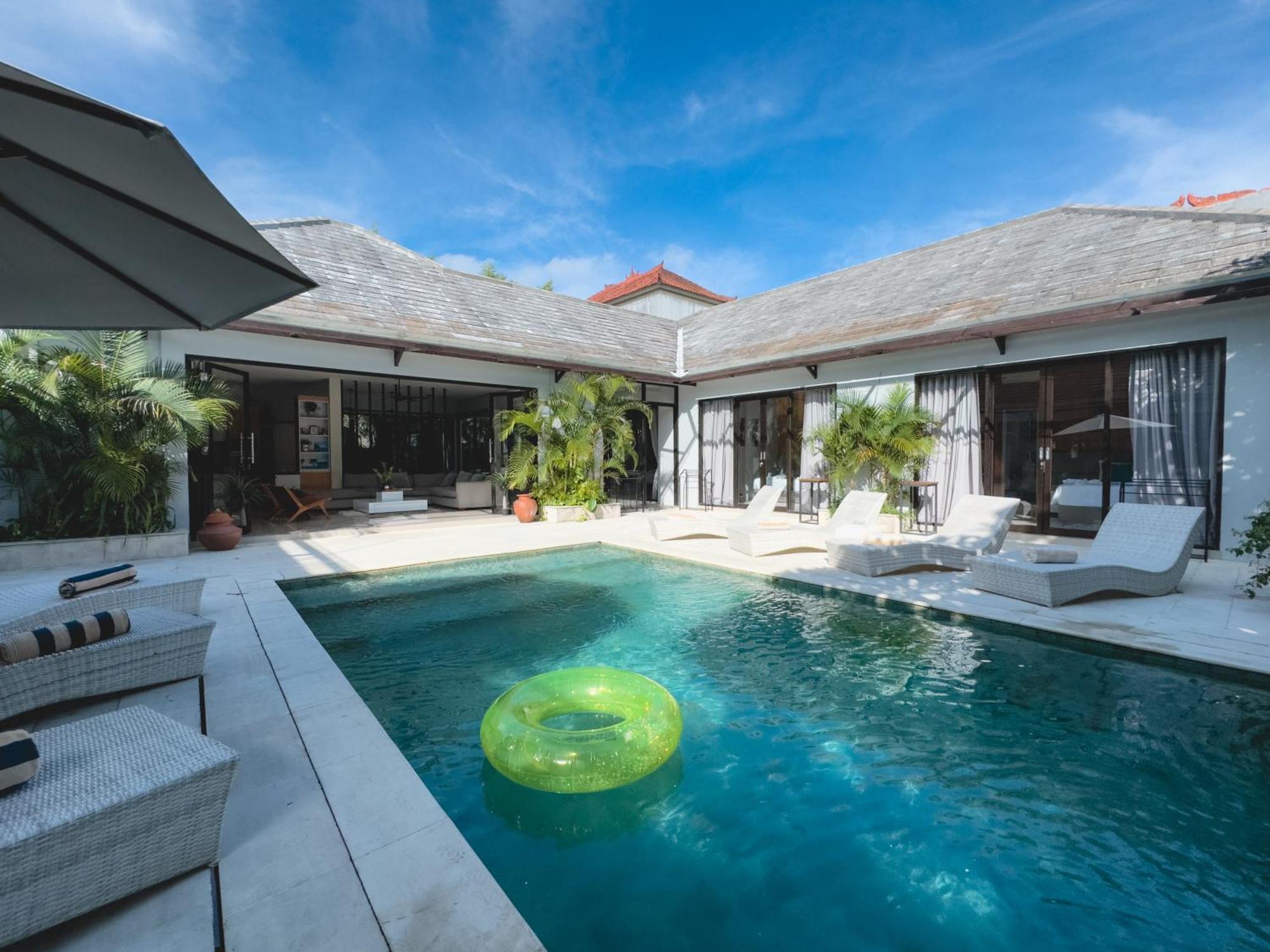 Layali Breeze Villa Jimbaran  Bagian luar foto
